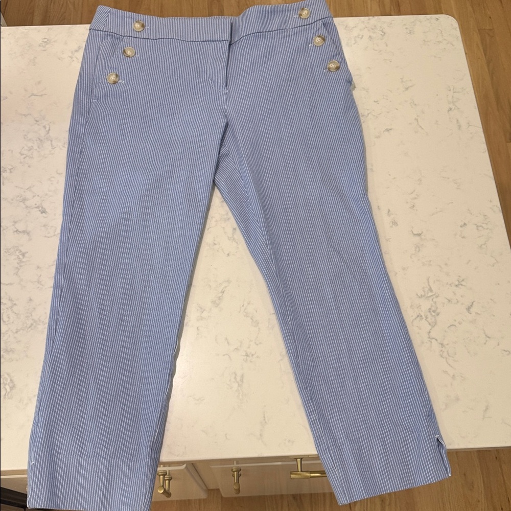 LOFT Women’s Riviera Marisa Cropped Pant Stretch Preppy Beach Blue White size 8